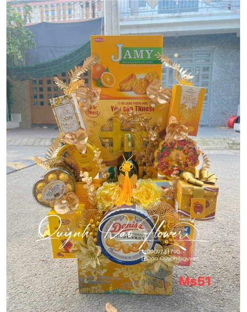 Giỏ qua Tết sang trọng 2026