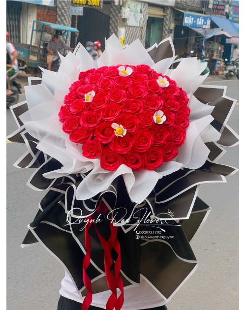 Bó hoa sáp cao cấp 50 bông 