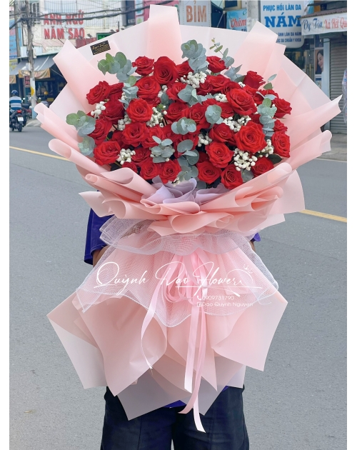Bó hoa khổng lồ Thủ Đức 