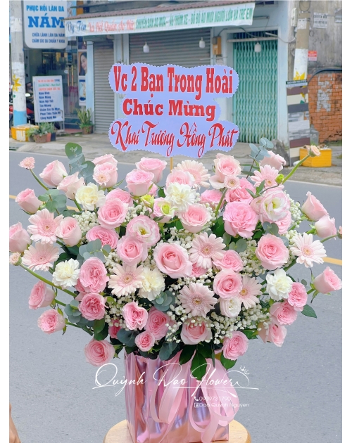 Giỏ hoa Tone Hồng gần khu chế xuất linh trung