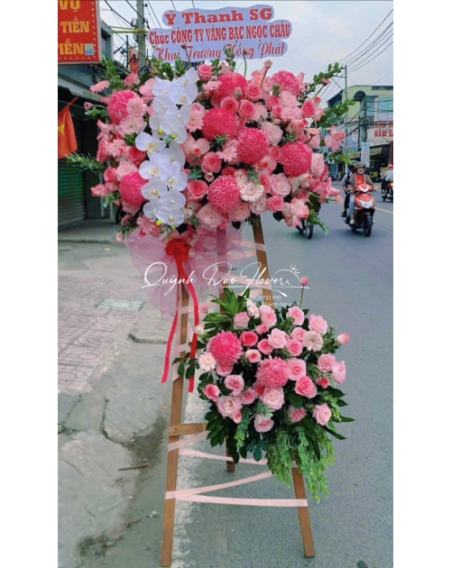 Kệ khai trương hoa Hồng mix lan hồ điệp giả