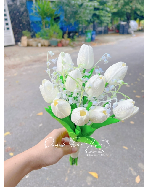 Bó hoa cưới tulip giả