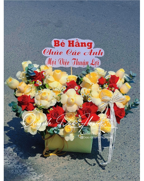 Giỏ hoa xinh Vĩnh phú