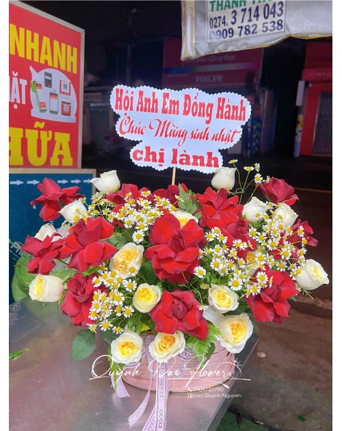 Giỏ hoa hội đồng hương 