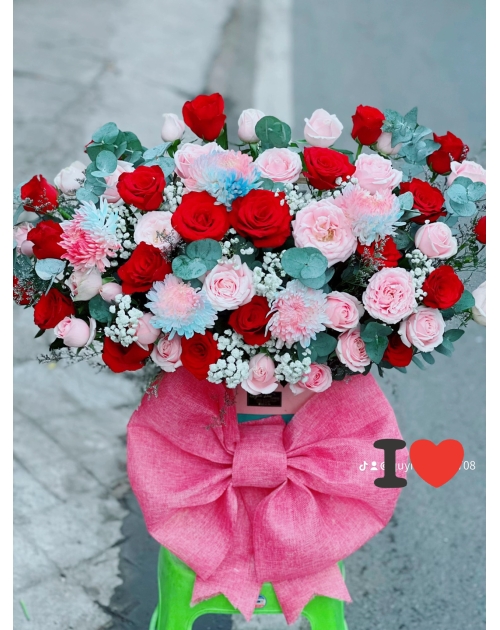 Giỏ hoa để bàn rẻ nhất tại Thủ Đức, bình hoà, Thuận An, Bình Dương 