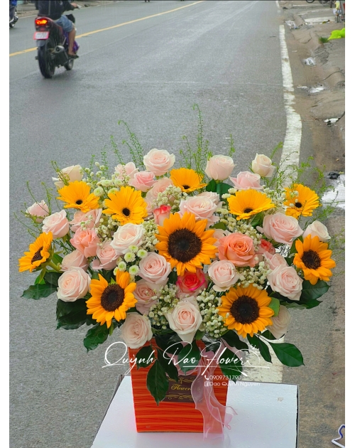 Giỏ hoa hướng dương tặng mẹ