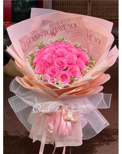 Bó hoa kim tuyến, hoa sáp nhũ hồng