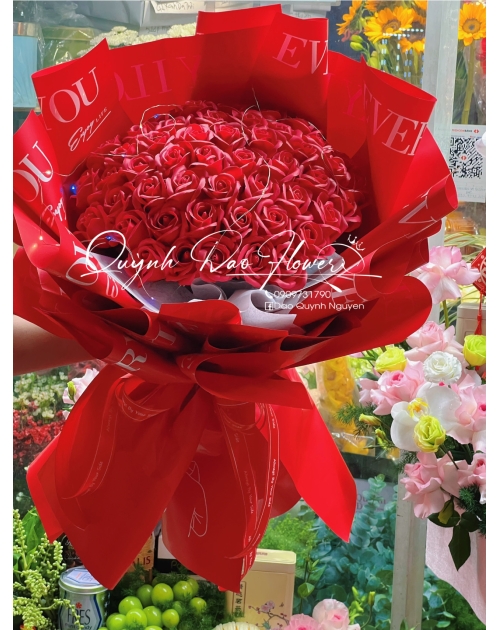 Bó hoa sáp đỏ thủ Đức 