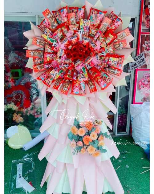 Kệ hoa bánh kẹo khổng lồ 
