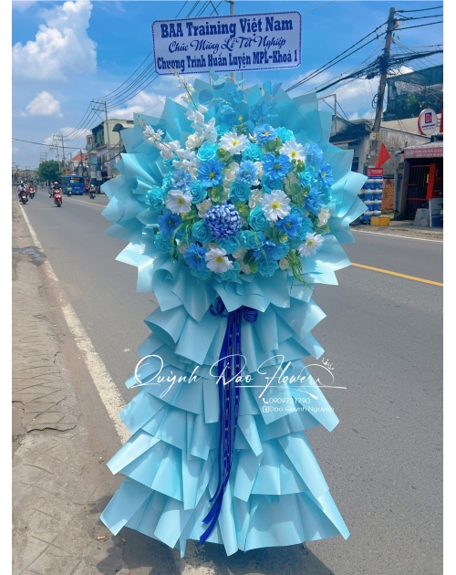 Kệ khai trương hoa lụa tone xanh