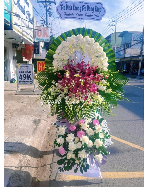Kệ viếng màu tím quận 12