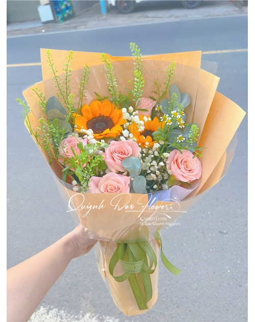 Hoa tốt nghiệp quận 10