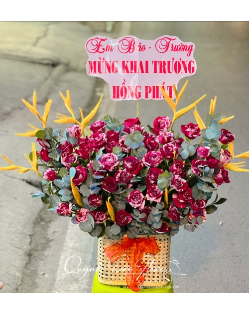 Giỏ hoa hồng kẹo tặng khai trương 