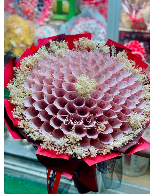 Bó hoa tiền 50k tặng mẹ