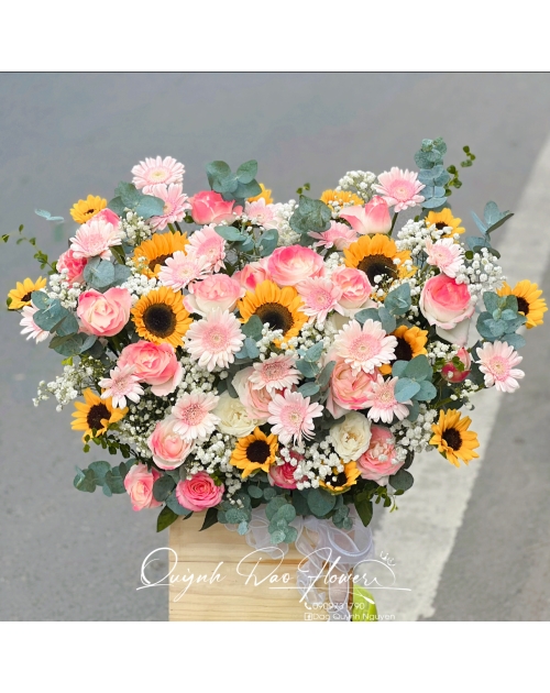 Giỏ hoa đồng tiền mix hoa hướng dương to đẹp 