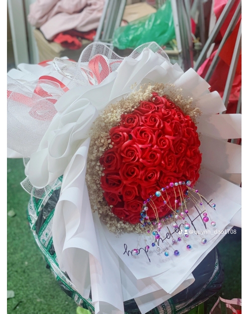 Bó hoa Hồng đỏ phối bi khô đẹp