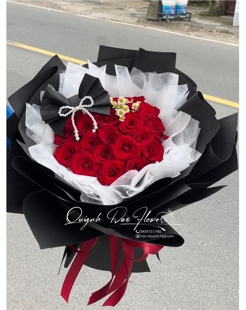 Bó hoa hồng nhung