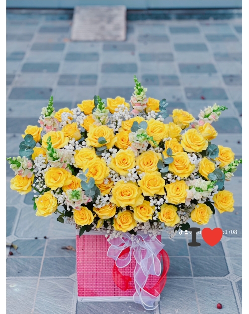 Giỏ hoa khai trương tone vàng giá rẻ 