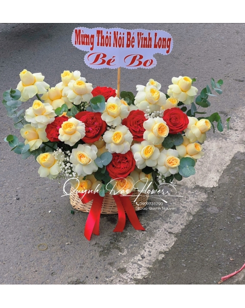 Giỏ hoa sinh nhật tặng mẹ thủ đức 