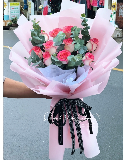 Bó hoa hồng nhỏ xinh, tại quận 9