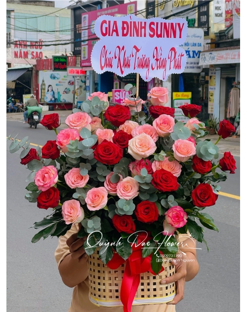 Giỏ hoa để bàn tặng khai trương 