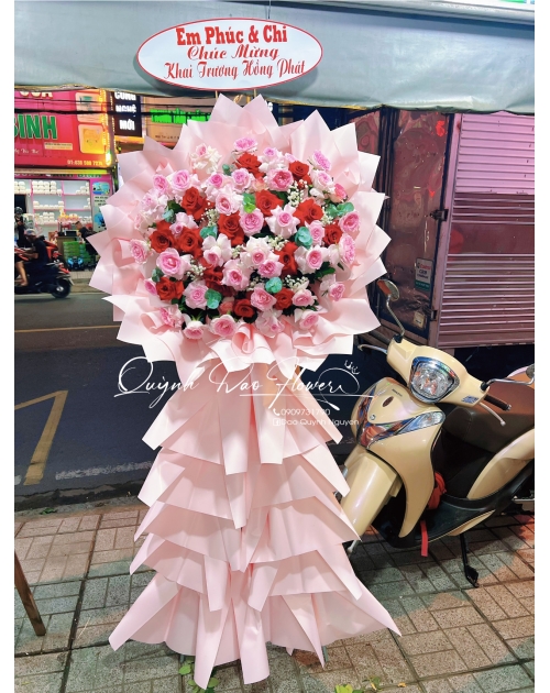 Hoa khai trương đông nhì