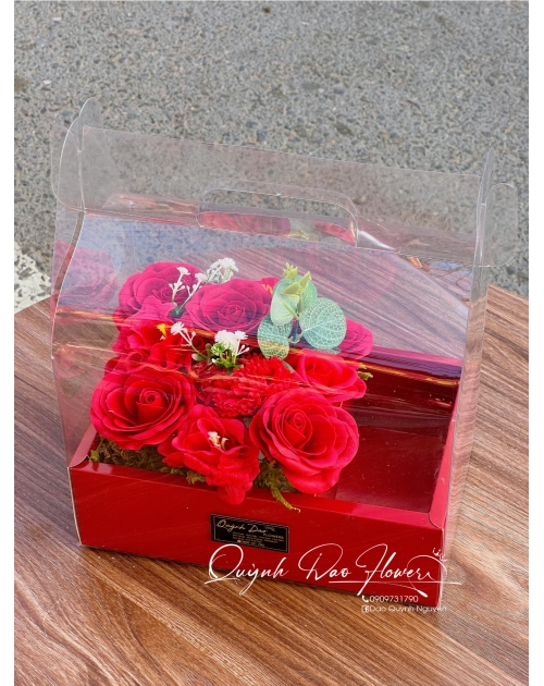Hộp hoa sáp cao cấp kèm tiền hoặc quà
