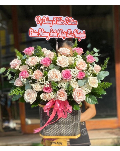 Giỏ hoa khai trương màu paster