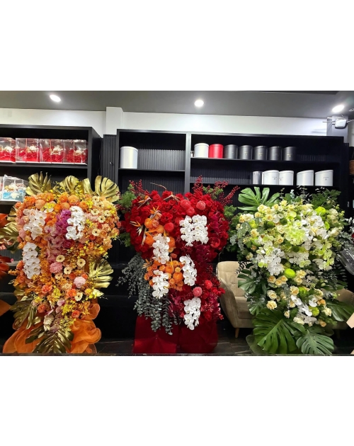 Kệ khai trương khổng lồ lan hồ điệp 