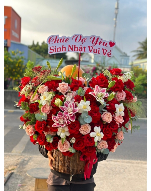 Giỏ hoa đỏ ly kép 