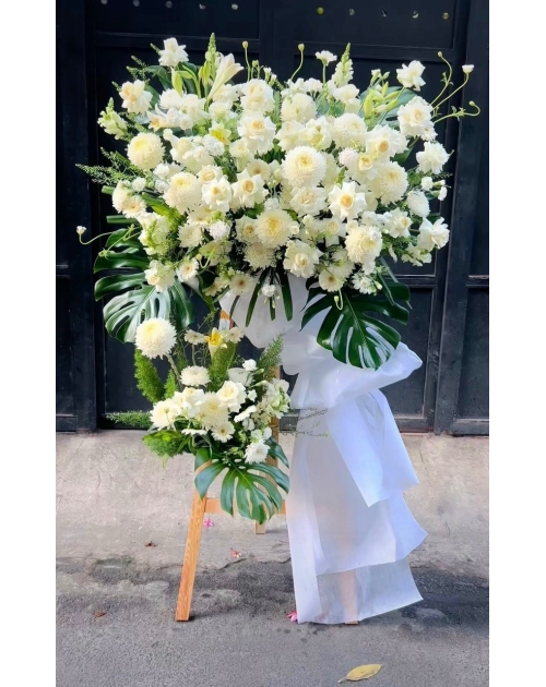 Kệ viếng tone trắng sang đẹp 