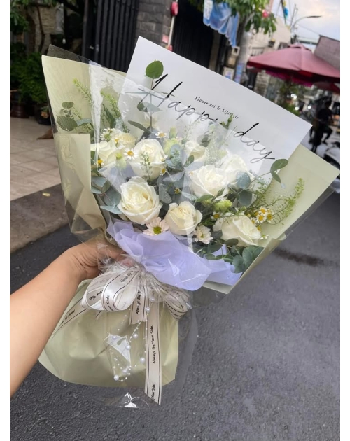 Bó hoa hồng trắng mix cúc Tana