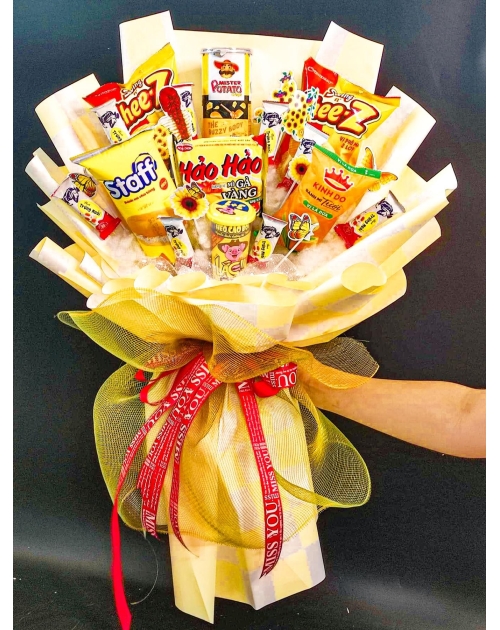 Bó hoa banh kẹo tone vàng tặng sinh nhật 