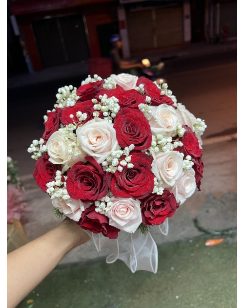Bó hoa cưới sang trọng rẻ đẹp 