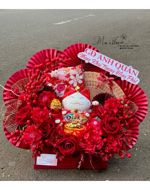 Mèo thần tài thuận an