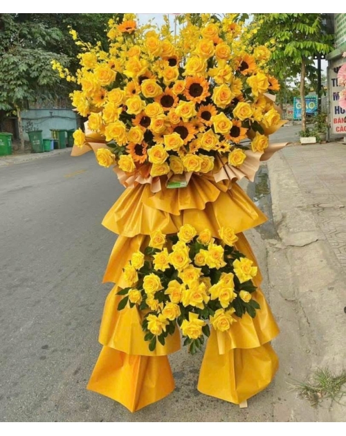 Kệ khai trương màu vàng to đẹp tại Dĩ an, thuận an, lái thiêu, Thủ Đức 