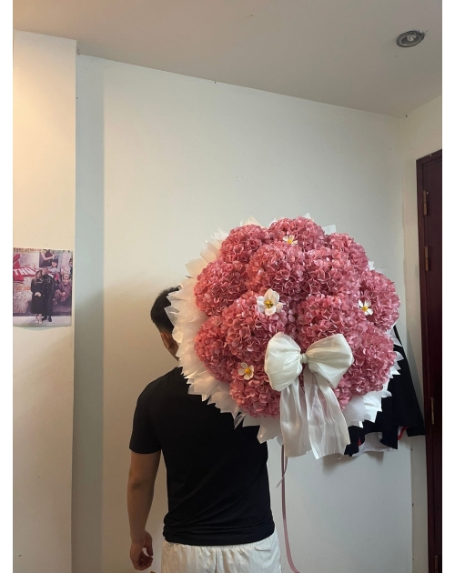 Bó hoa tú cầu hoa lụa