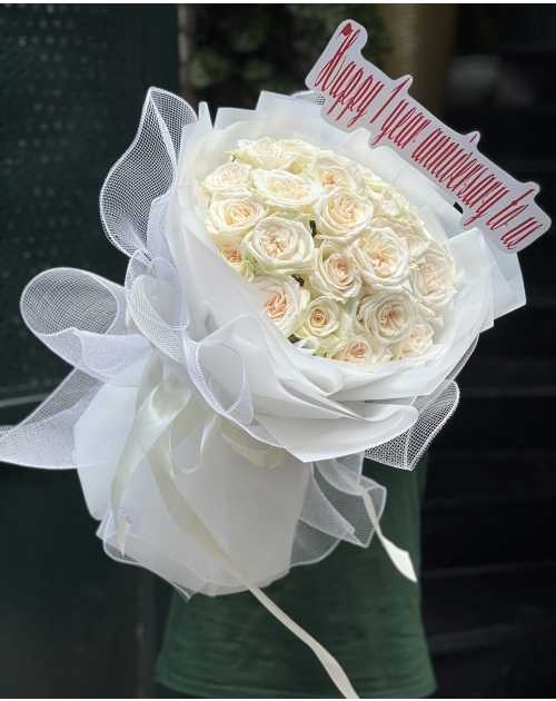 Bó hoa hồng trắng 