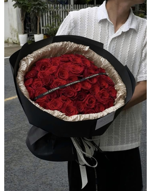 Bó hoa Hồng đỏ đen to đẹp 