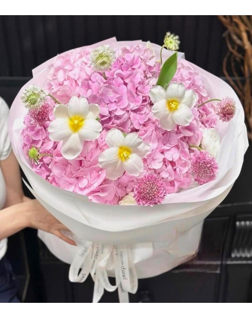 Hoa Tú cầu Hồng thủ Đức 