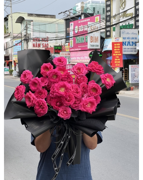 Bó hoa black pink