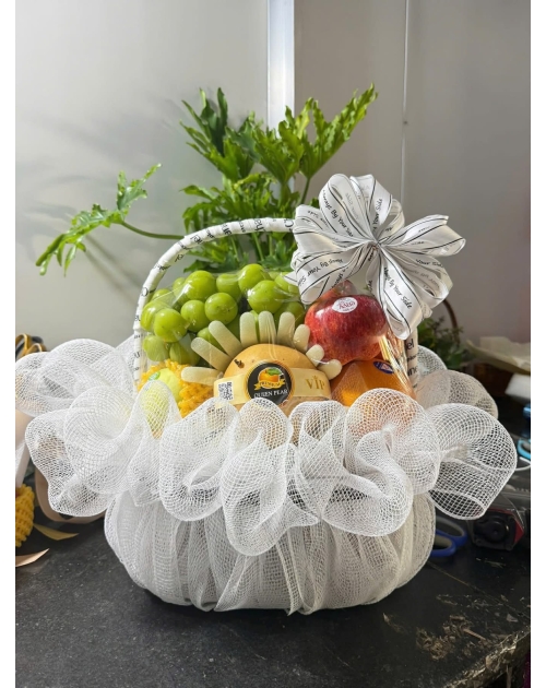 Giỏ trái cây viếng thủ Đức , thảo điền 