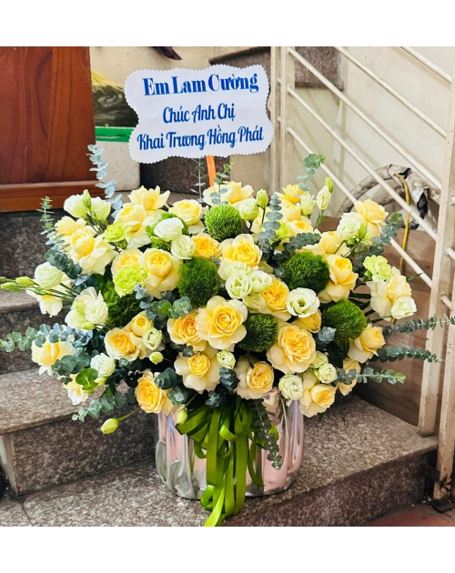 Giỏ hoa vàng xanh