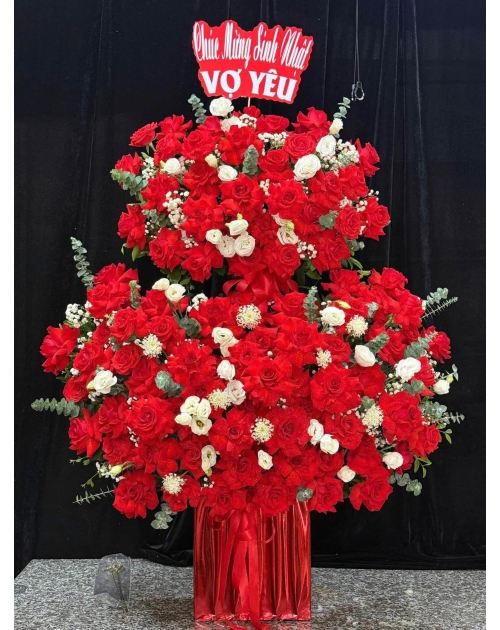 Giỏ hoa 2 tầng màu đỏ