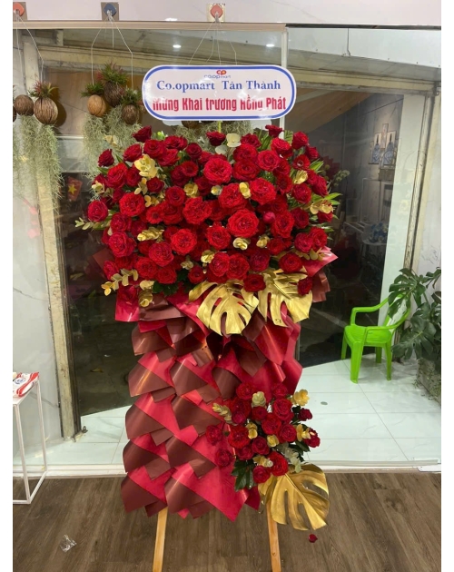 Kệ khai trương hiện đại thủ Đức 