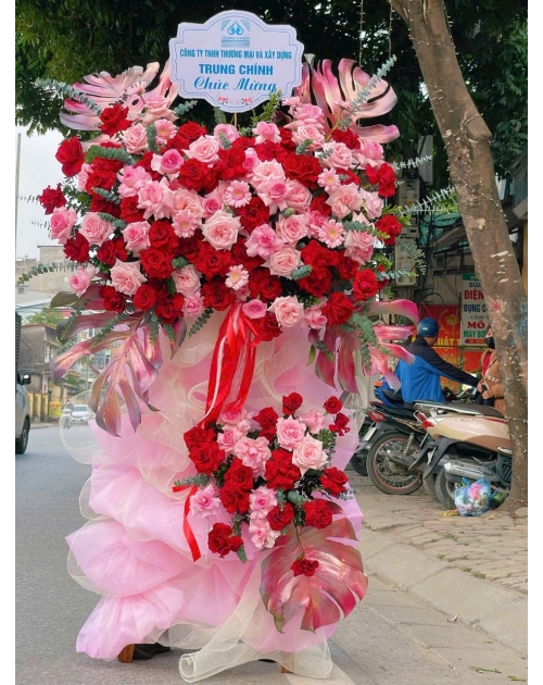 Kệ khai trương to đẹp thuận an 