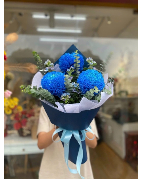Bó hoa cúc mẫu đơn xanh dương