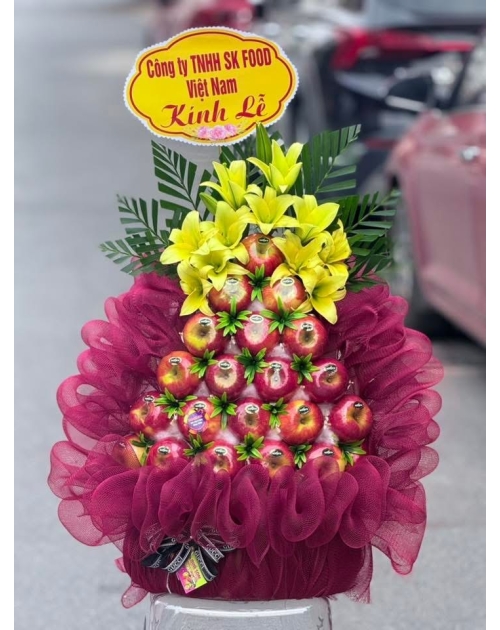 Giỏ táo kính lễ