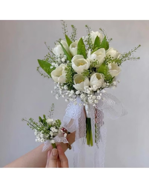 Bó hoa cưới tulip mix baby