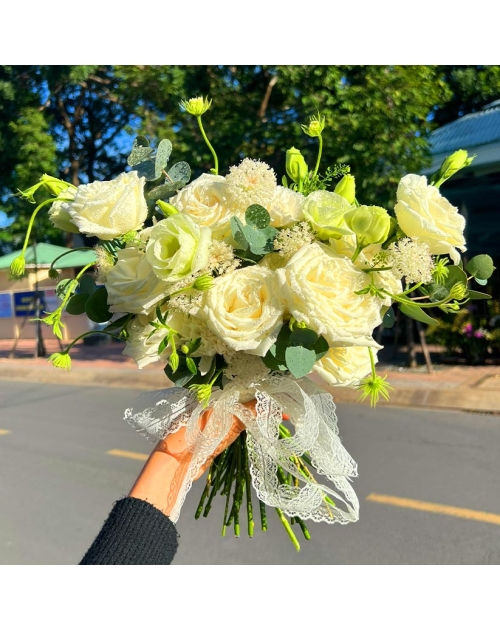 Bó hoa cưới trắng